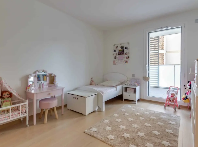 Achat immobilier appartement t4 terrasse Annecy chambre enfant