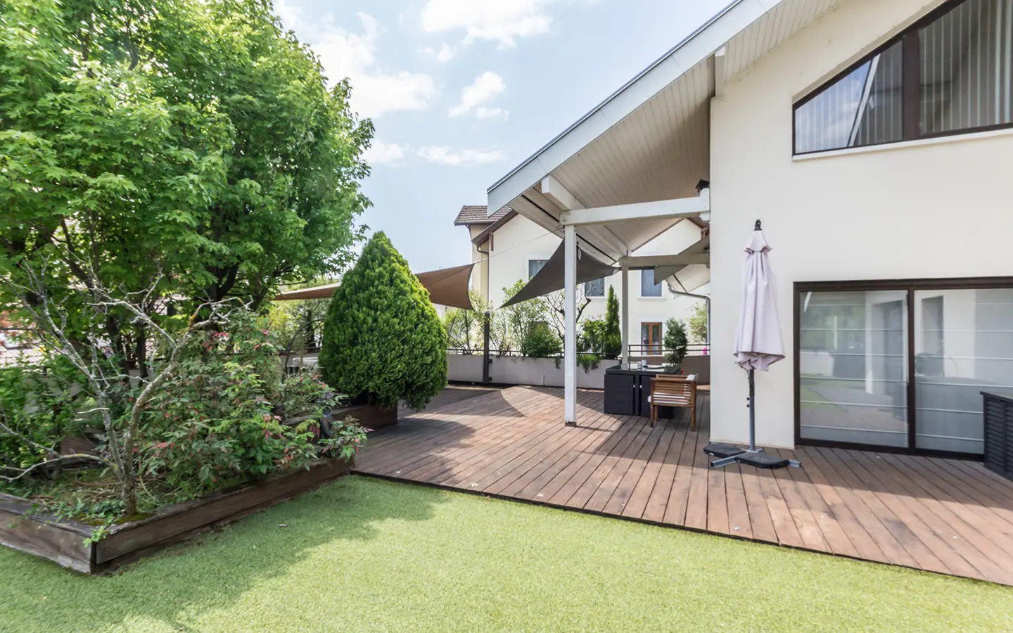 Achat immobilier villa sur le toit Annecy terrasse