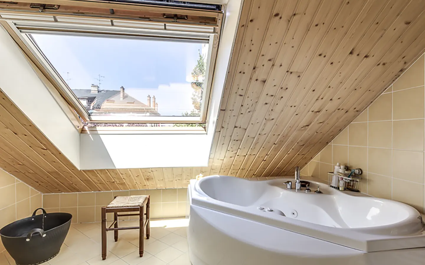 Annecy centre maison salle de bains