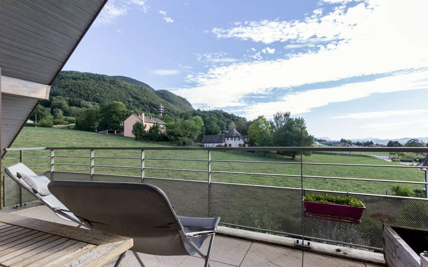 Annecy le vieux appartement vue dégagée