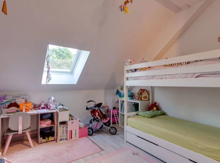 Annecy le vieux appartement vue dégagée chambre enfants