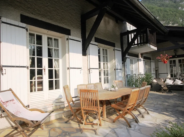 Annecy le vieux secteur Petit Port maison terrasse
