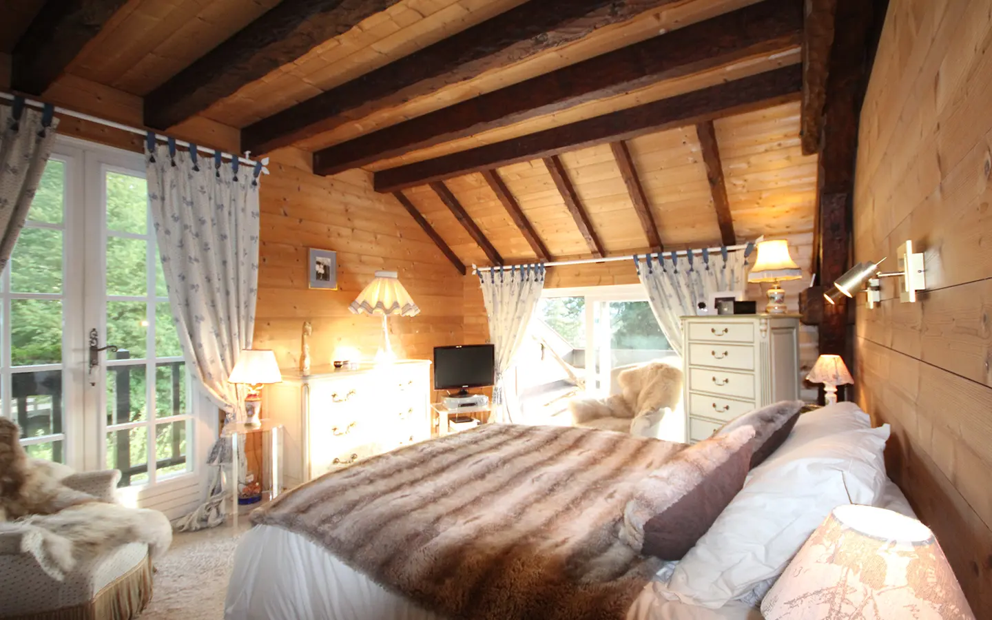 Annecy le vieux maison secteur Petit Port chambre parentale