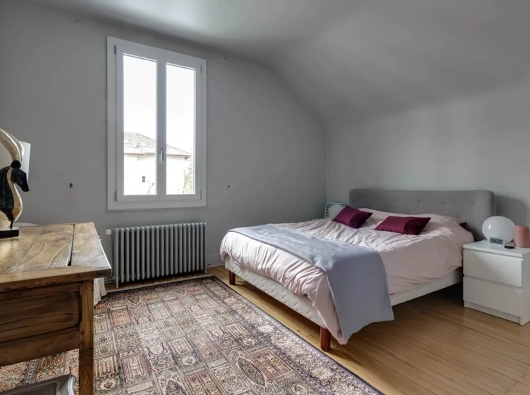 Achat immobilier maison Annecy Galeries Lafayette chambre d'amis