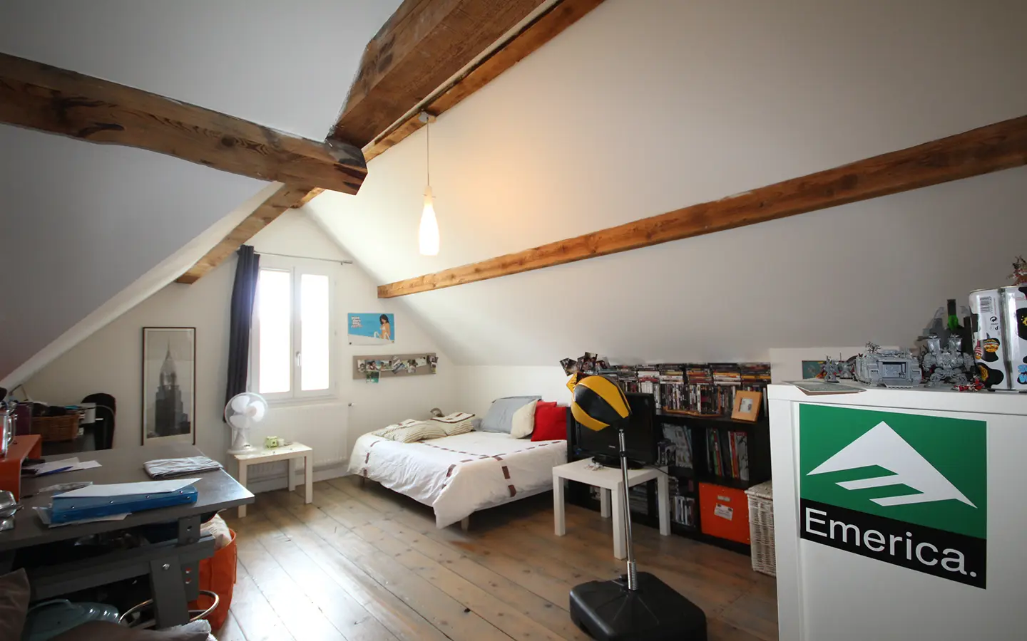 Annecy maison de ville chambre ado