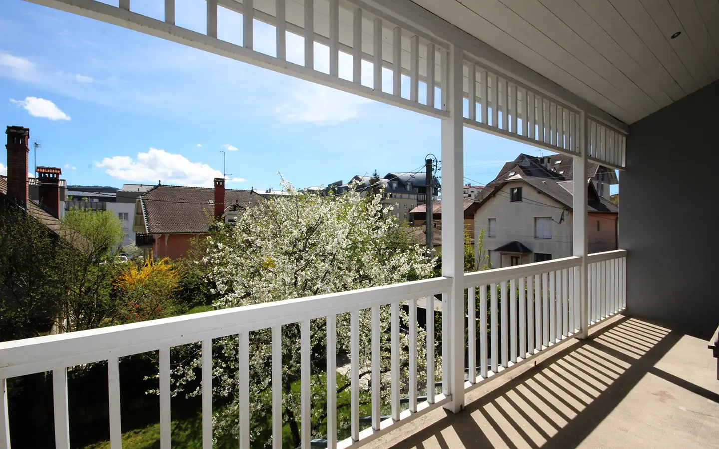 Annecy maison de ville balcon