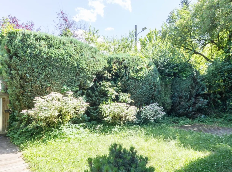 Annecy centre ville maison avec jardin extérieur