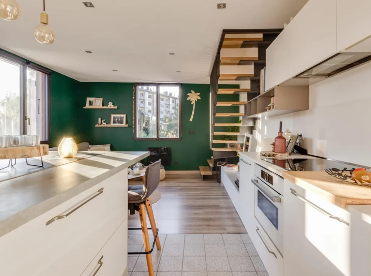 Achat immobilier appartement duplex Annecy-le-vieux cuisine ouverte