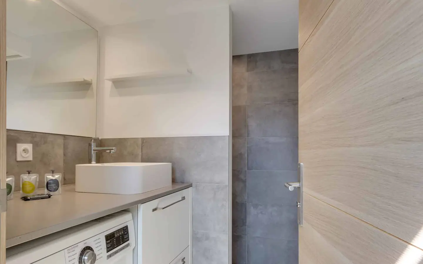 Achat immobilier appartement Annecy-le-vieux salle de bains