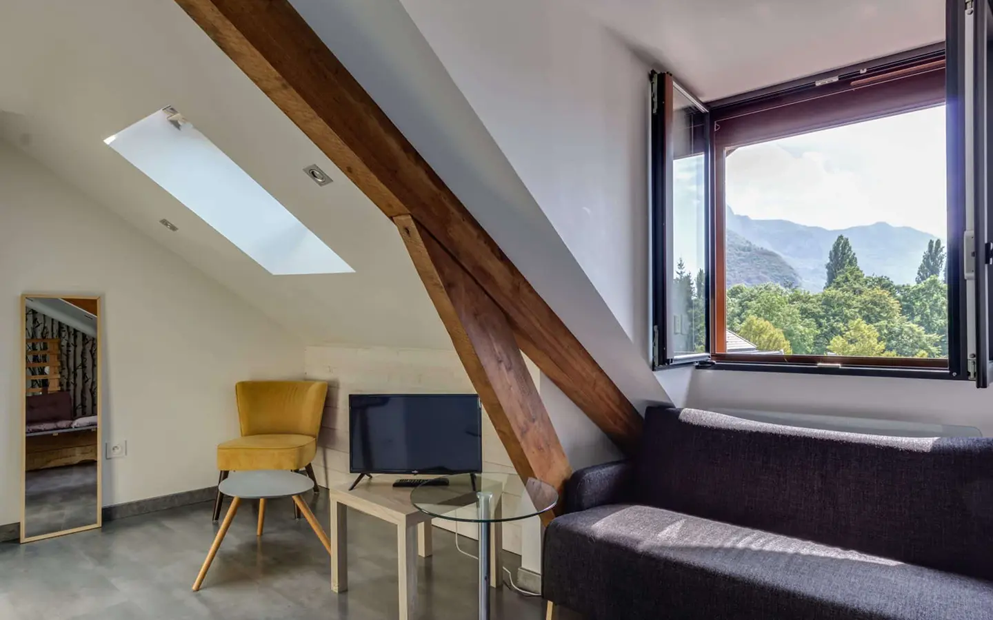 Achat immobilier appartement Annecy-le-vieux salon