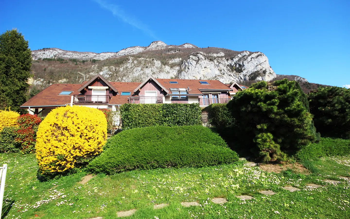 Annecy appartement vue lac grand jardin