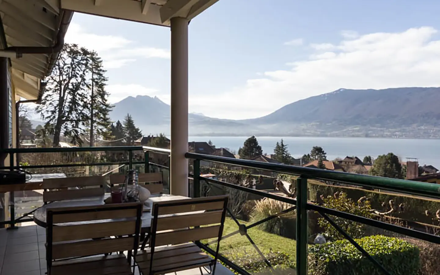 Annecy lac appartement vue panoramique