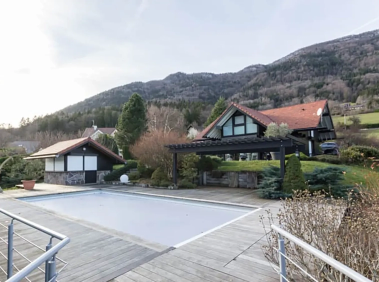 Annecy lac maison ossature bois piscine