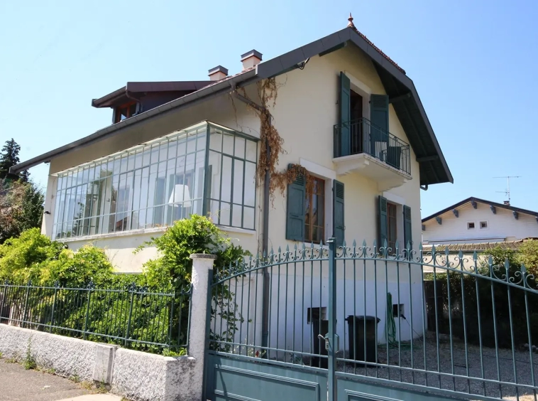 Annecy maison rénovée Petit Port extérieur