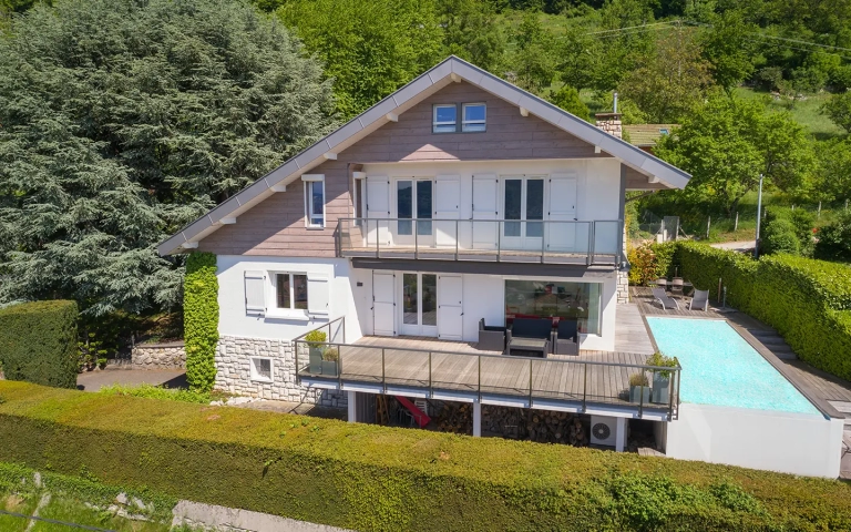 Annecy maison avec vue panoramique sur le lac