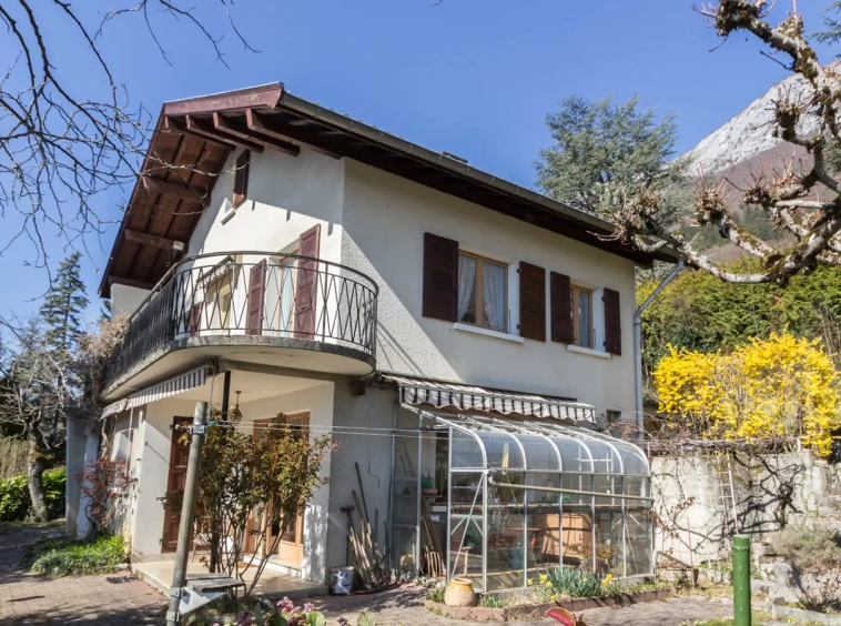 Veyrier du lac maison au calme balcon