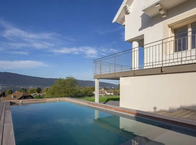 Achat immobilier maison Menthon-Saint-Bernard piscine chaufée