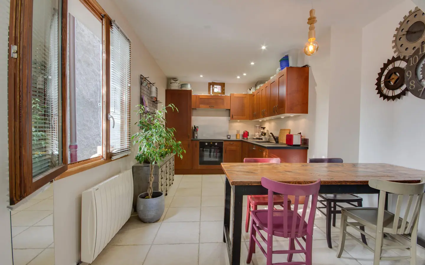 Achat immobilier maison de village Menthon-St-Bernard cuisine