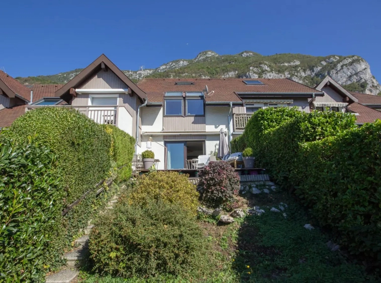 Achat immobilier maison Veyrier du lac jardin