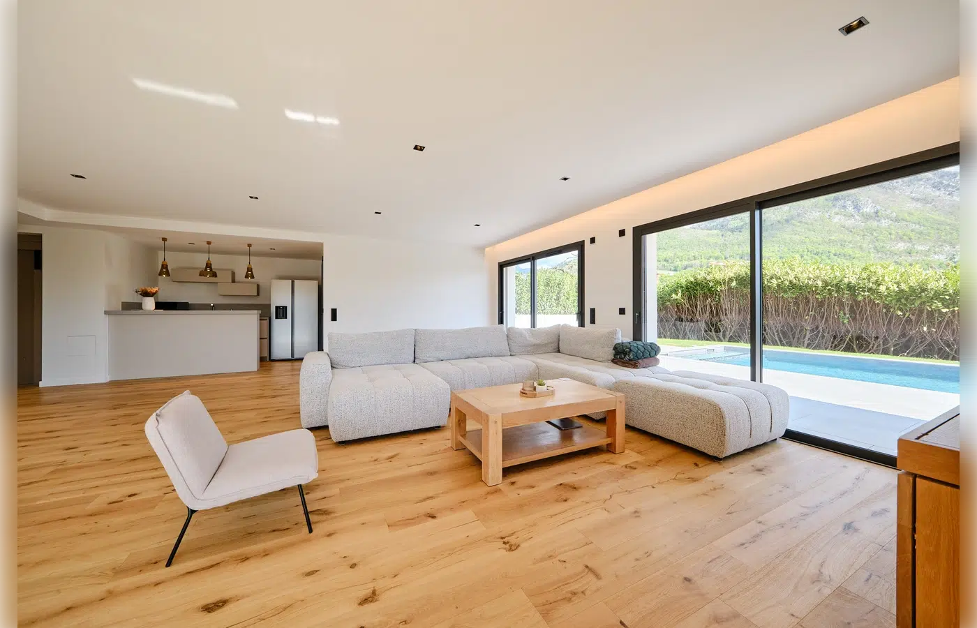 Annecy le Vieux - maison neuve haut de gamme 6 pièces - piscine chauffée