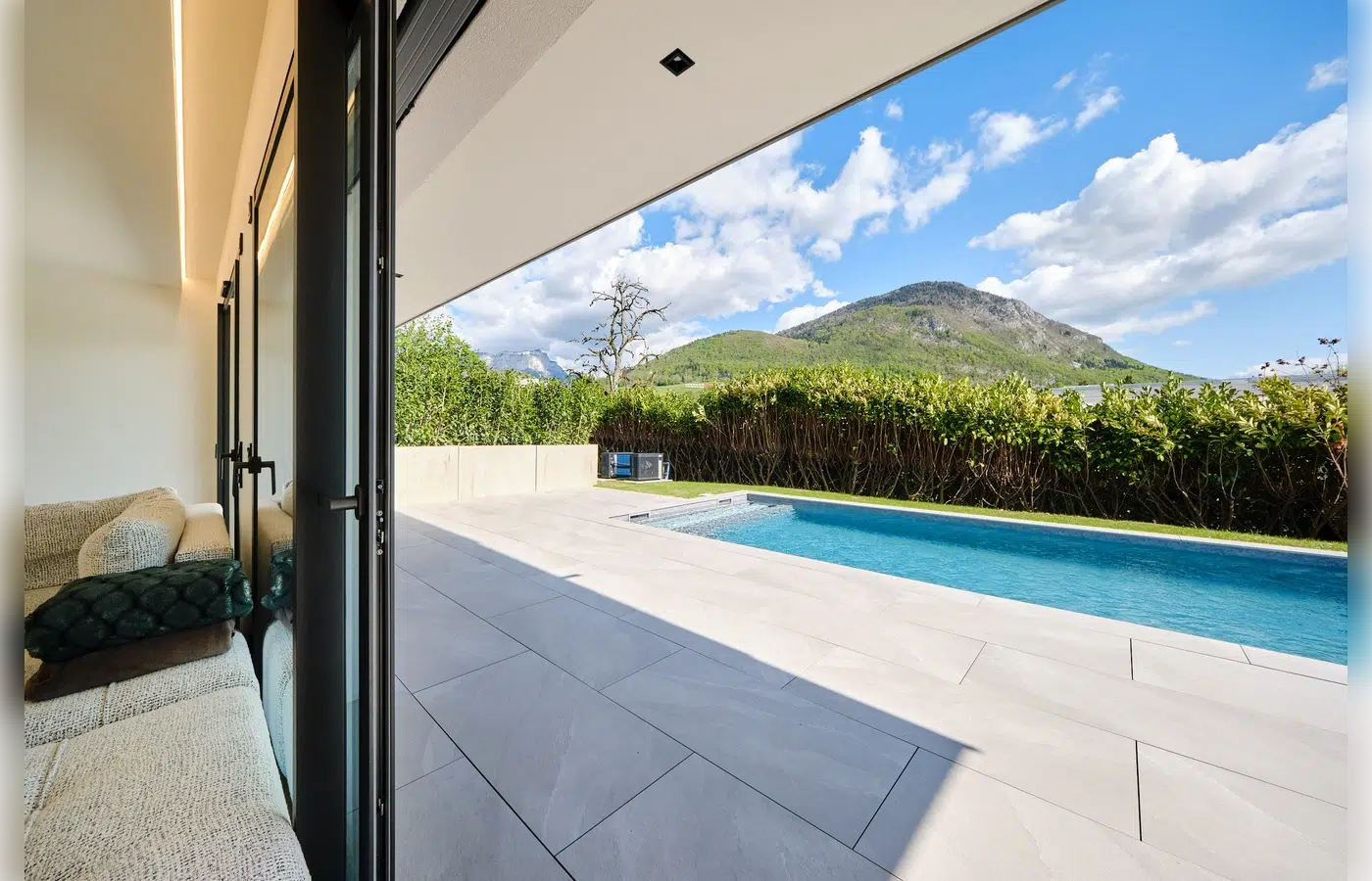 Annecy le Vieux - maison neuve haut de gamme 6 pièces - piscine chauffée