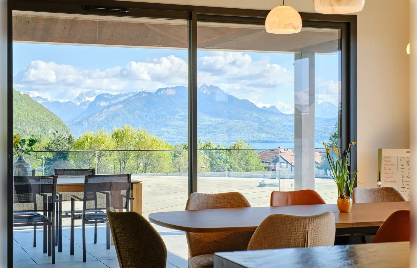 Annecy le Vieux - maison neuve haut de gamme 6 pièces - piscine chauffée