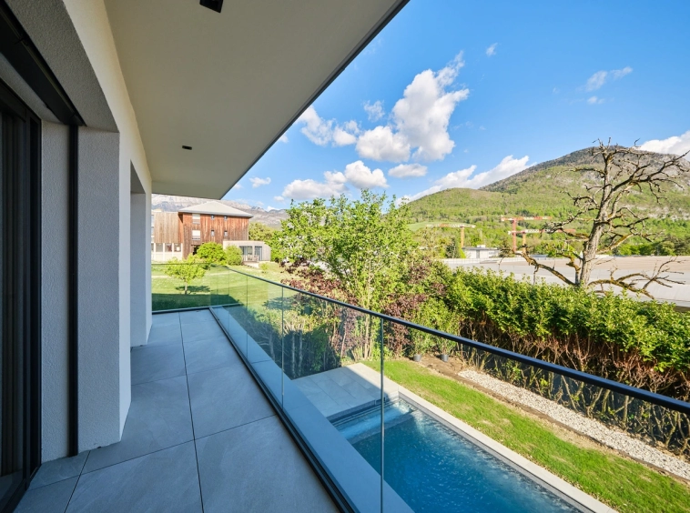 Annecy le Vieux - maison neuve haut de gamme 7 pièces - piscine chauffée