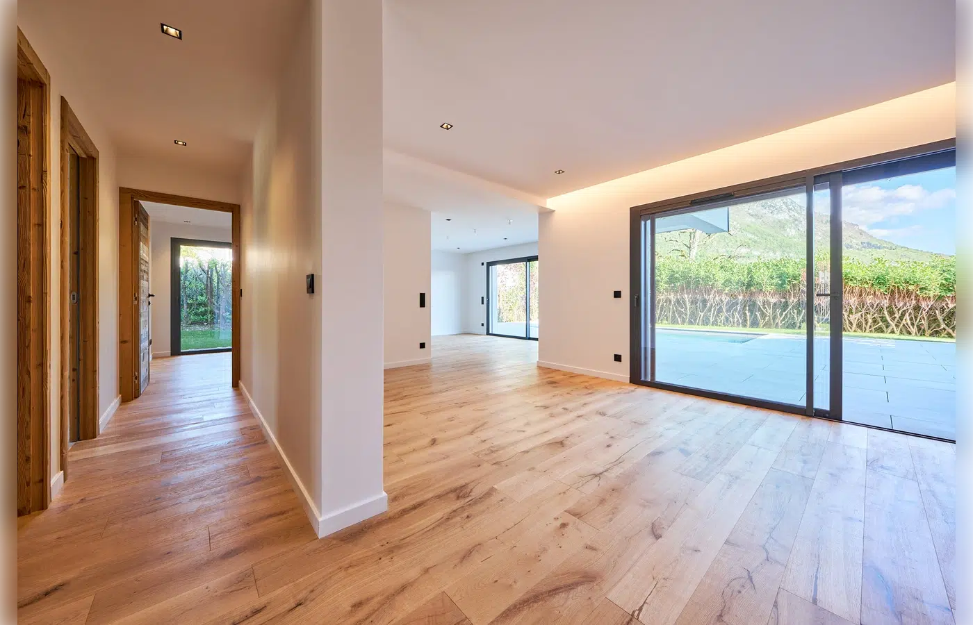 Annecy le Vieux - maison neuve haut de gamme 7 pièces - piscine chauffée