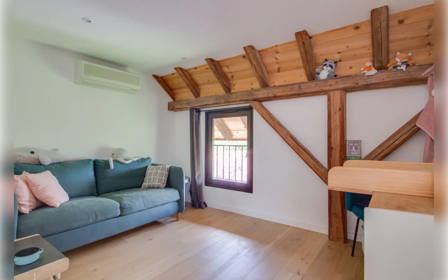 ANNECY LE VIEUX - T5 loft + mezzanine avec terrasse