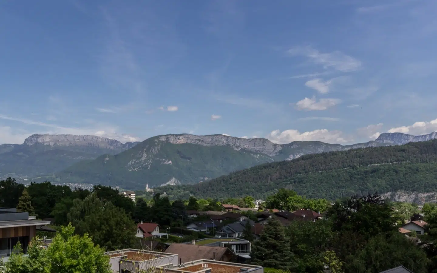 Annecy - vue montagnes maiosn 10 pièces + dépendances + 3 studios