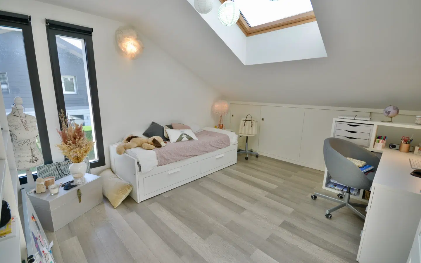 Petit port Annecy le Vieux: maison 6 pièces rénovée