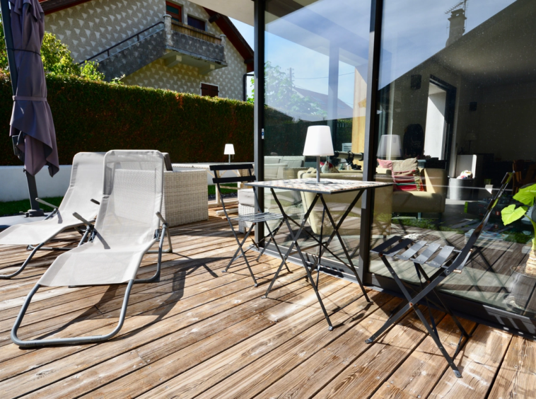 Petit port Annecy le Vieux: maison 6 pièces rénovée