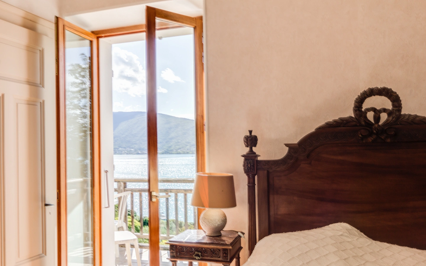 Chambre vue lac