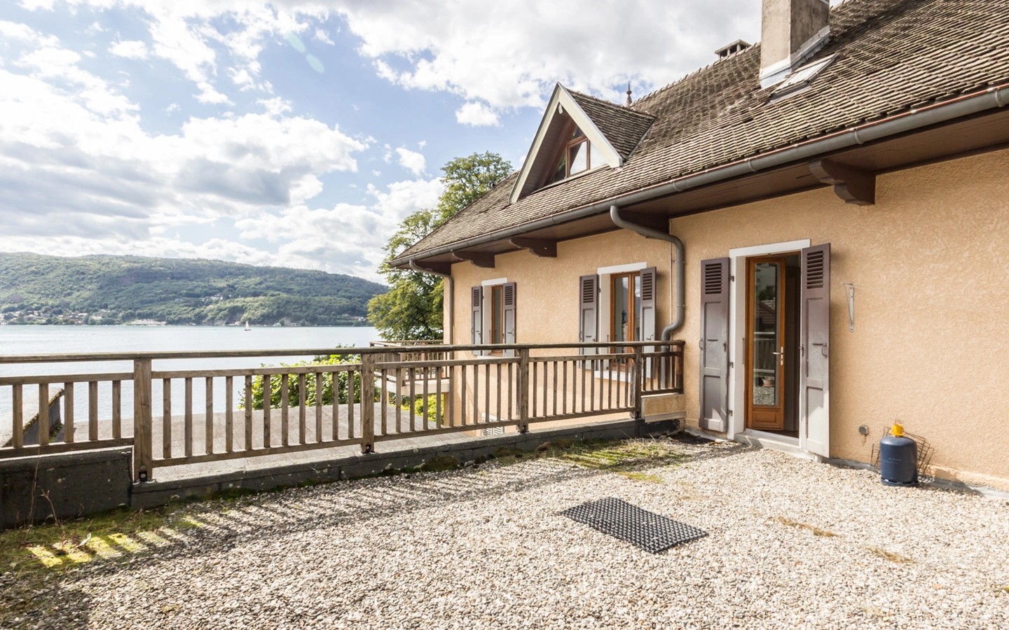 Terrasse avec vue