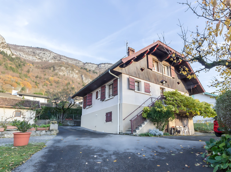 VEYRIER DU LAC - Maison vue sur le lac