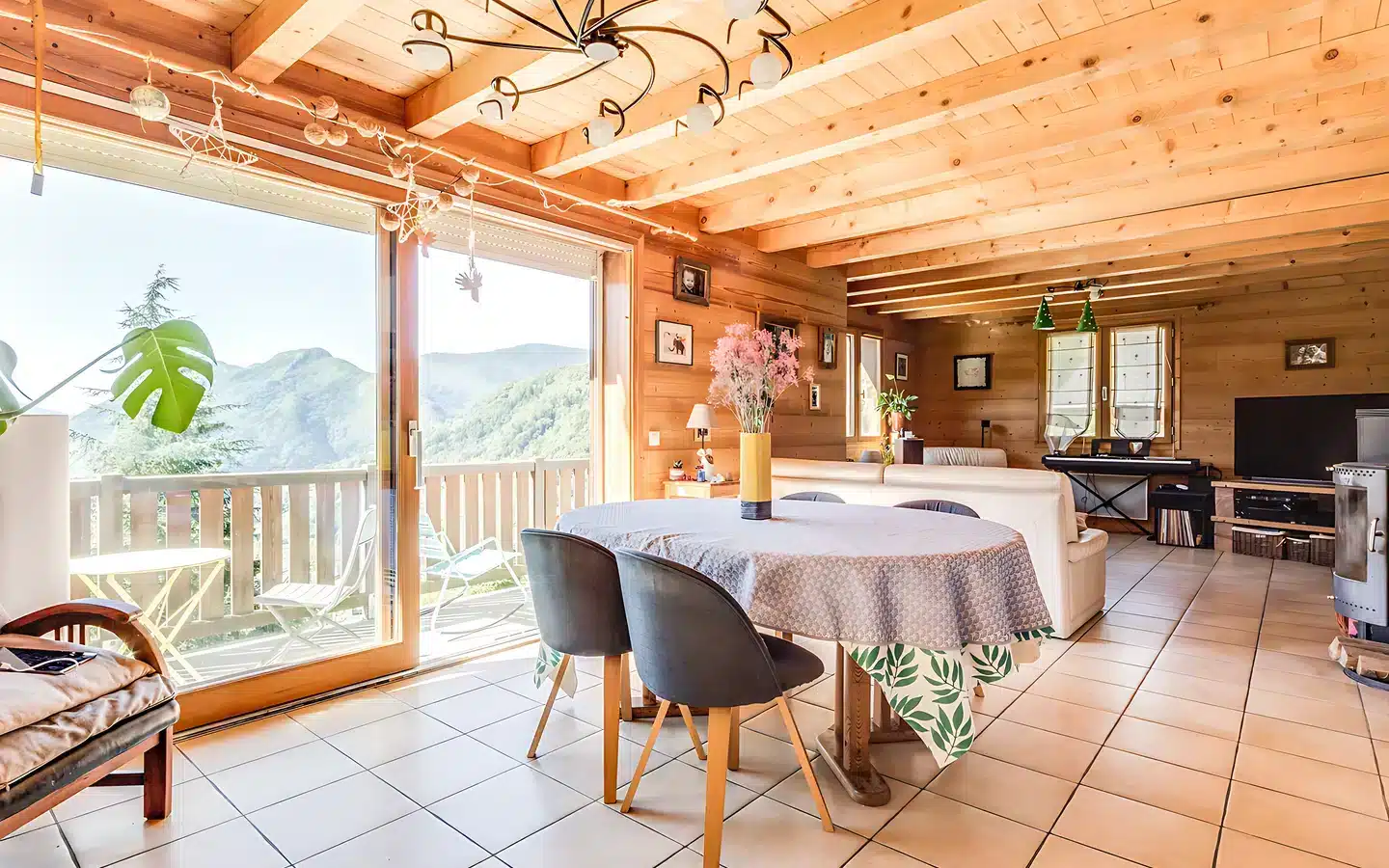 DINGY SAINT CLAIR- Maison 5 pièces vue montagnes-15