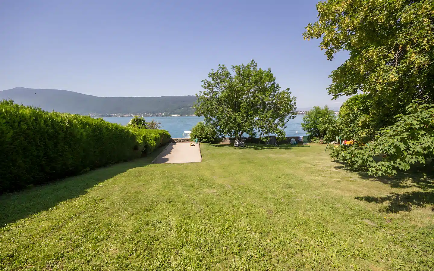 parc accès lac d'Annecy