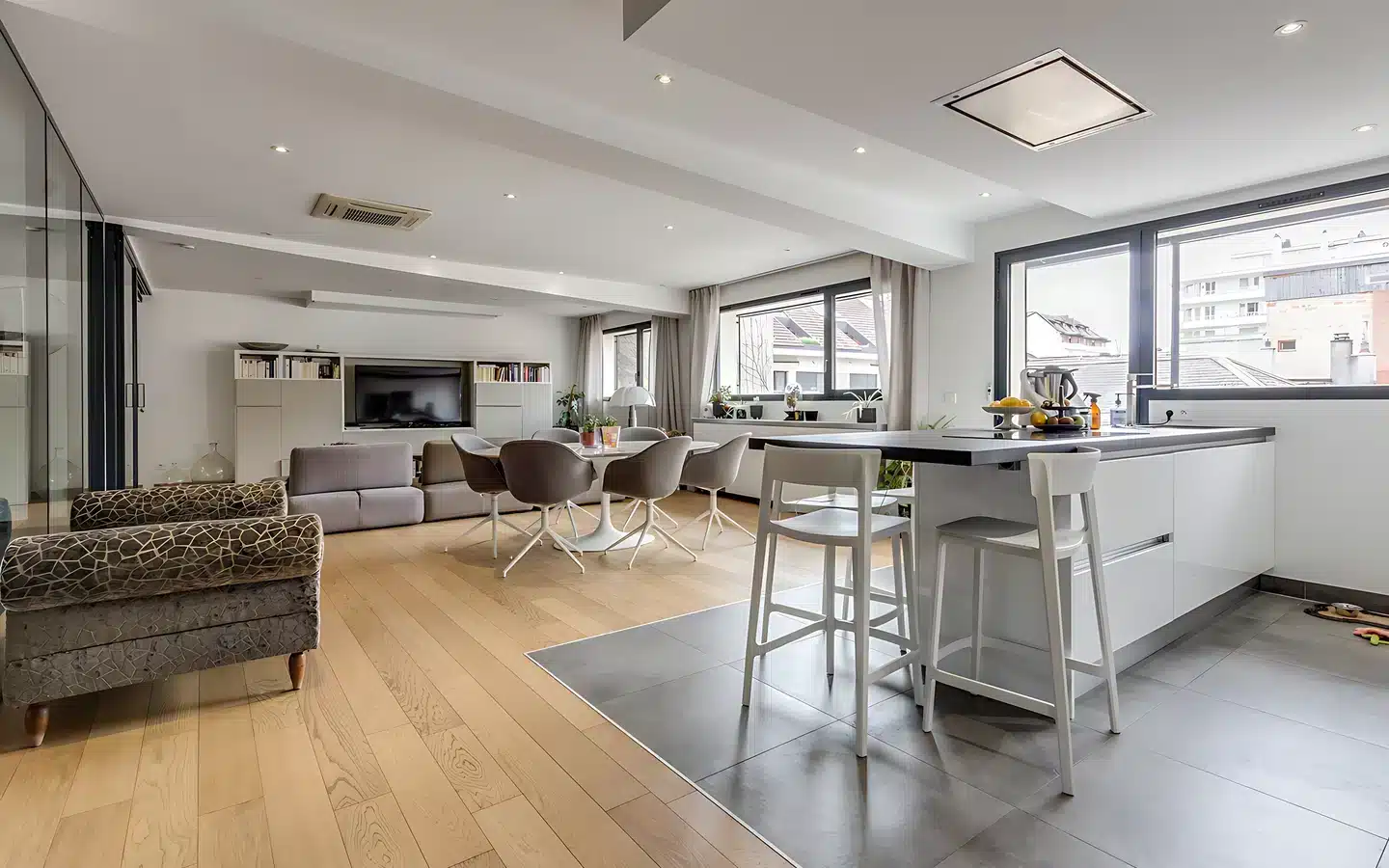 ANNECY - T5 moderne avec terrasse