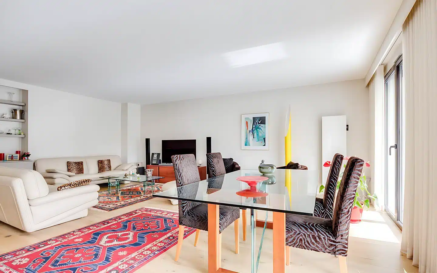 Annecy - T4 rénovée haut de gamme - secteur lac Galeries Lafayette (5 sur 21)