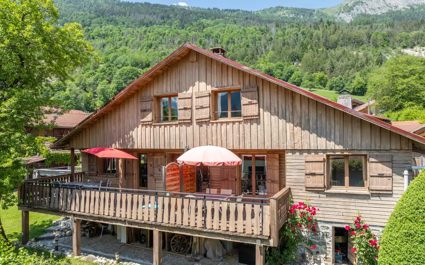 drone facade du chalet