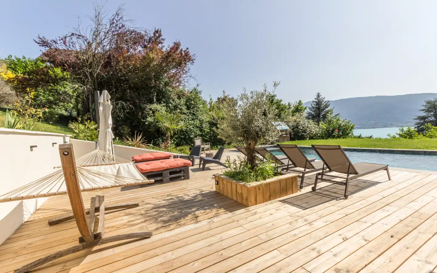 Veyrier du Lac - Maison 9 pièces, piscine chauffée, vue lac panoramique-32