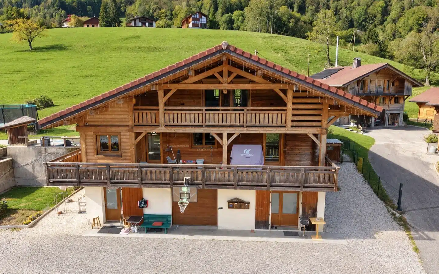 THONES-CHALET-5-PIECES-ET-2-STUDIOS-VUE-MONTAGNES (9 sur 75)